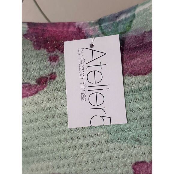 NEW WITH TAGS Women's ATELIER 5 By Gozde Yilmaz Floral Tunic Top short sleeve Si - Picture 8 of 11